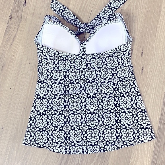 KONA Sol Tankini Top, Size S, Black & White - Picture 2 of 5